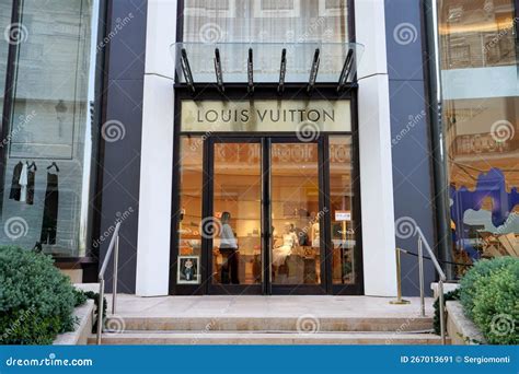 louis vuitton store monaco.